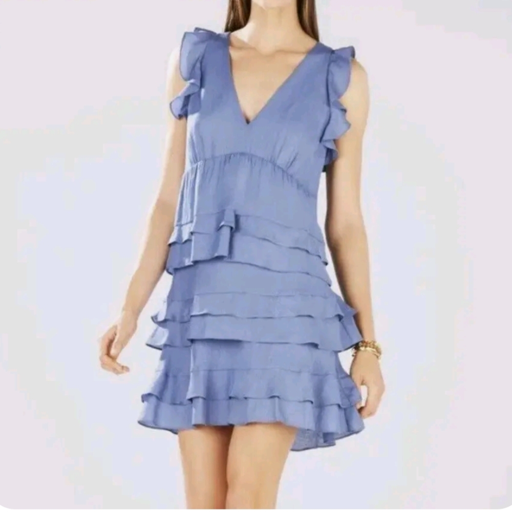 BCBGMaxAzria Sleeveless V-Neck Ruffled Blue Dress Size Medium